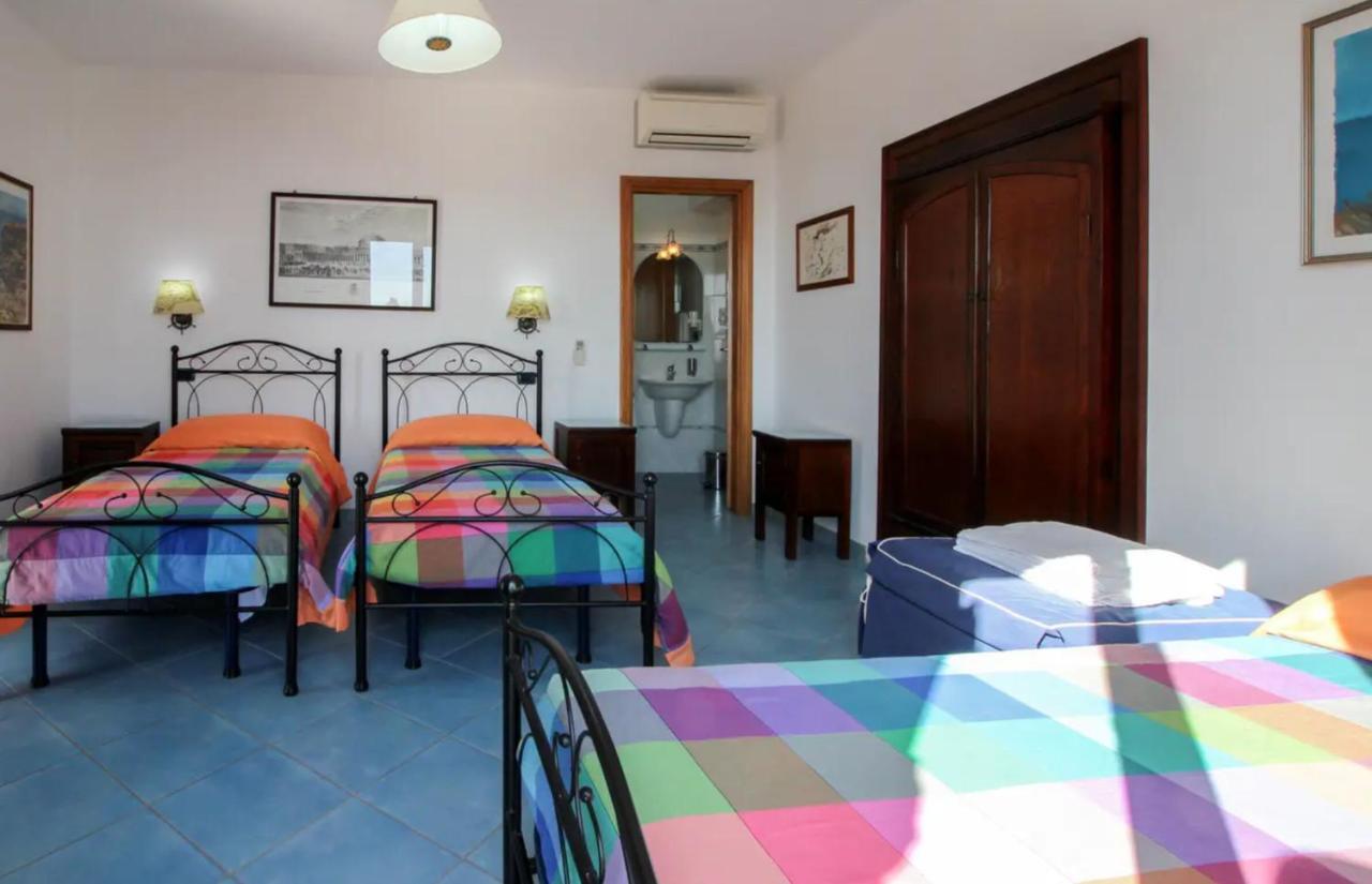 Casa Vacanza Artemis Città di Lipari Esterno foto