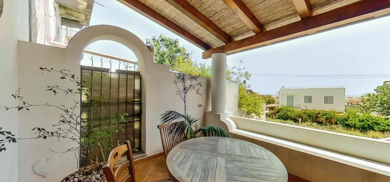 Casa Vacanza Artemis Città di Lipari Esterno foto
